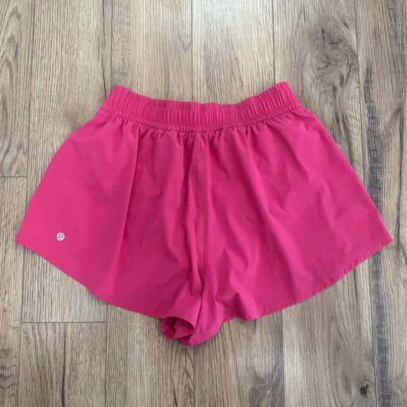 NWT Lululemon Pace Crush High Rise Shorts 2.5" In Raspberry Coulis Size Small 6 - Picture 2 of 7